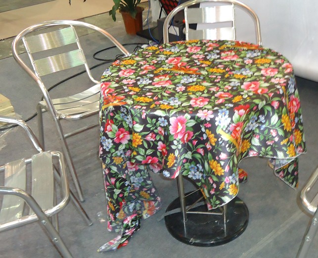 100% Coated Polyester Digital Printing Fabric For Tablecloth Making 2